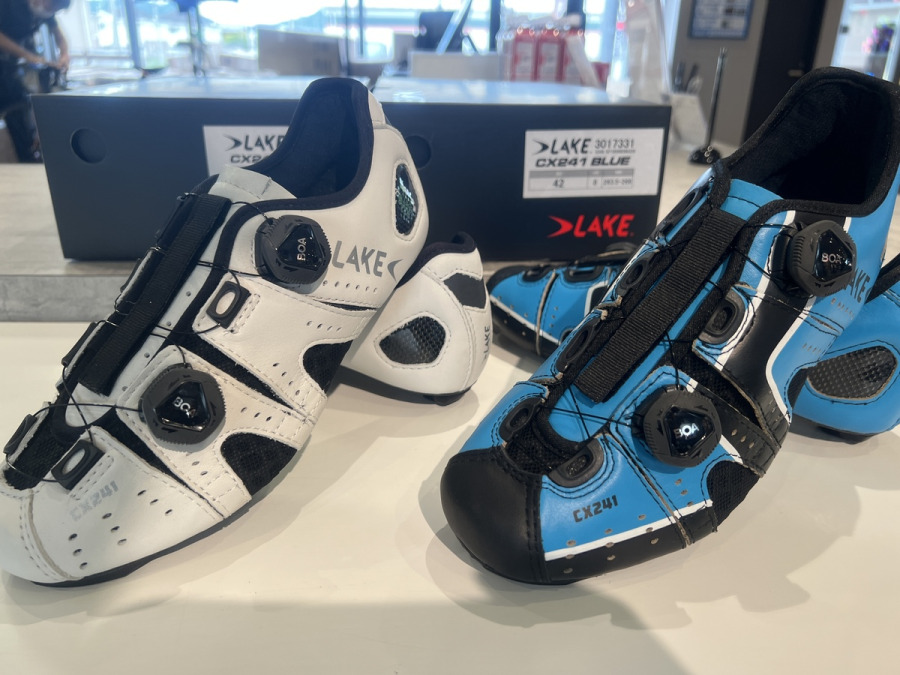 LAKEシューズ取り扱い開始！カンガルー革採用の優しい履き心地CX332