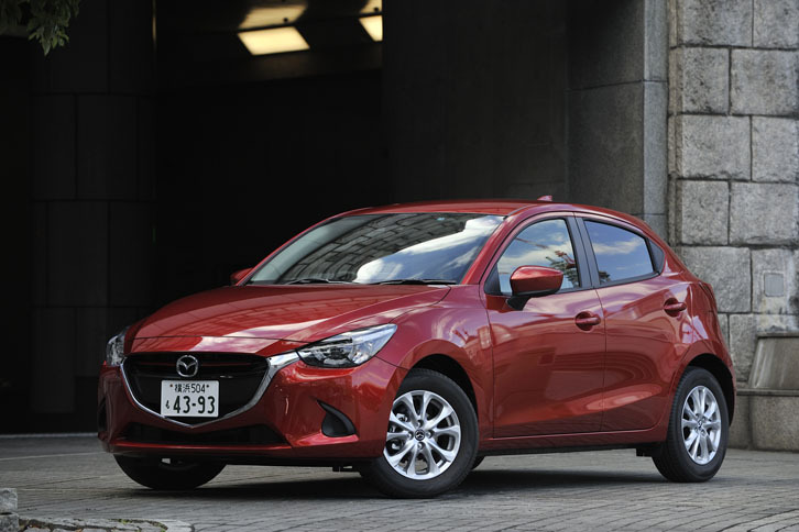 マツダ・デミオXDツーリング（FF/6AT）／デミオ13Sツーリング L