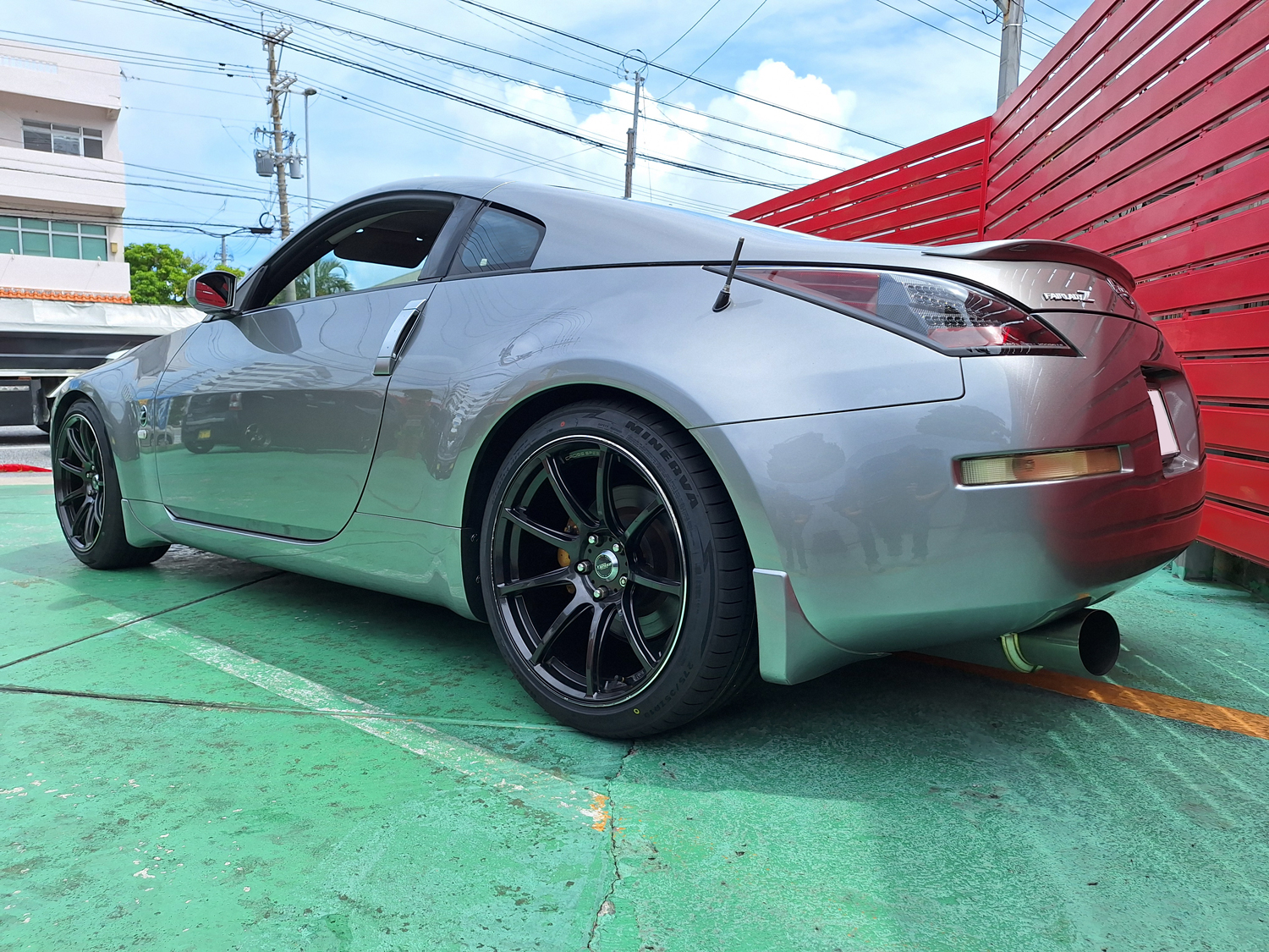 日産 フェアレディZ（Z33） CROSS SPEED RS9 19×9.5J/10.5J MINERVA