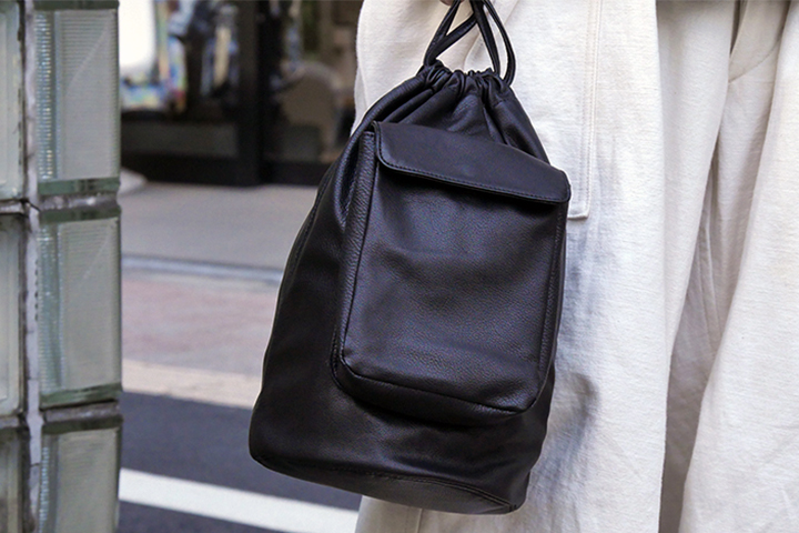 ドローストリングバッグ・BOURSE (ブレス)、UNSAC(アンサック)の先行