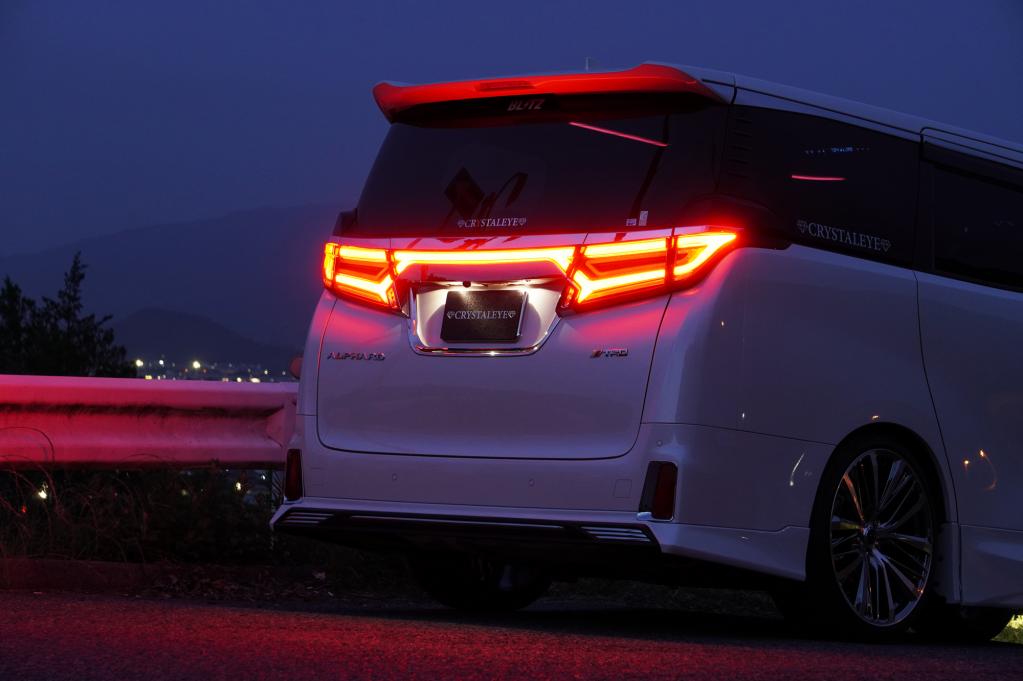 クリスタルアイ 30系アルファード/ヴェルファイア NEWスタイル