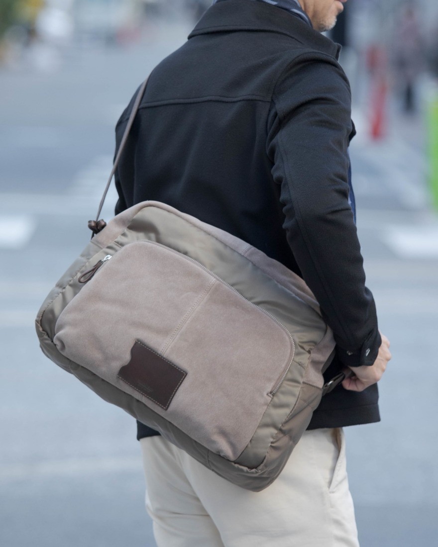 スエード×ナイロン ショルダーバッグ【Jedia Exclusive/REPORTER