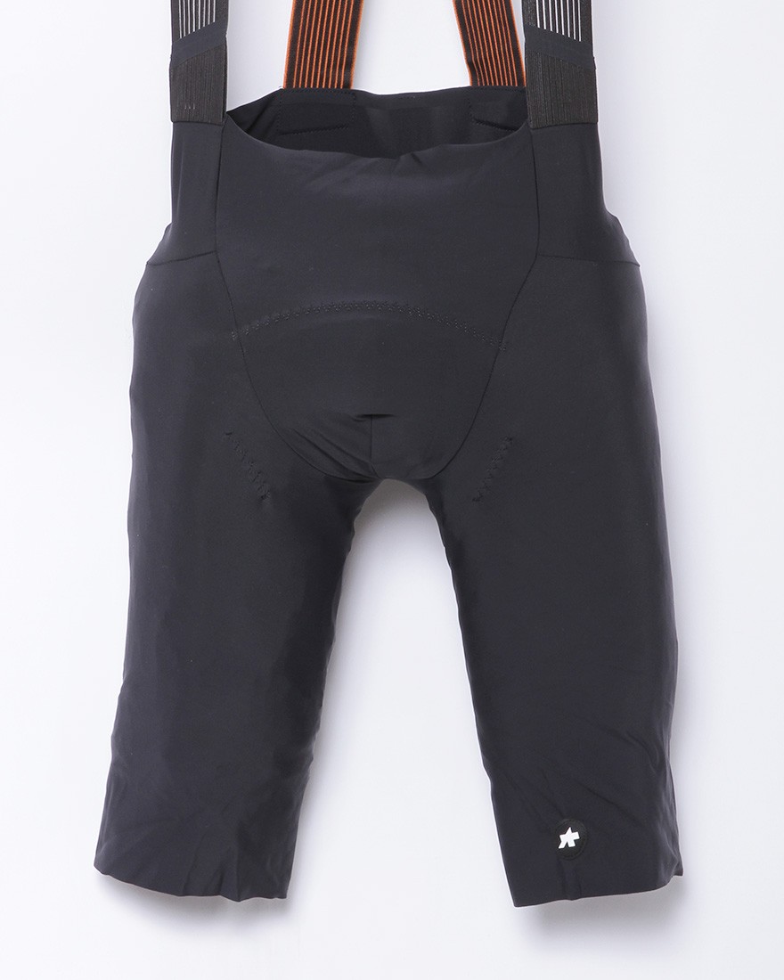 ビブショーツ【EQUIPE RS SCHTRADIVARI Bib Shorts S11 Long】｜ASSOS