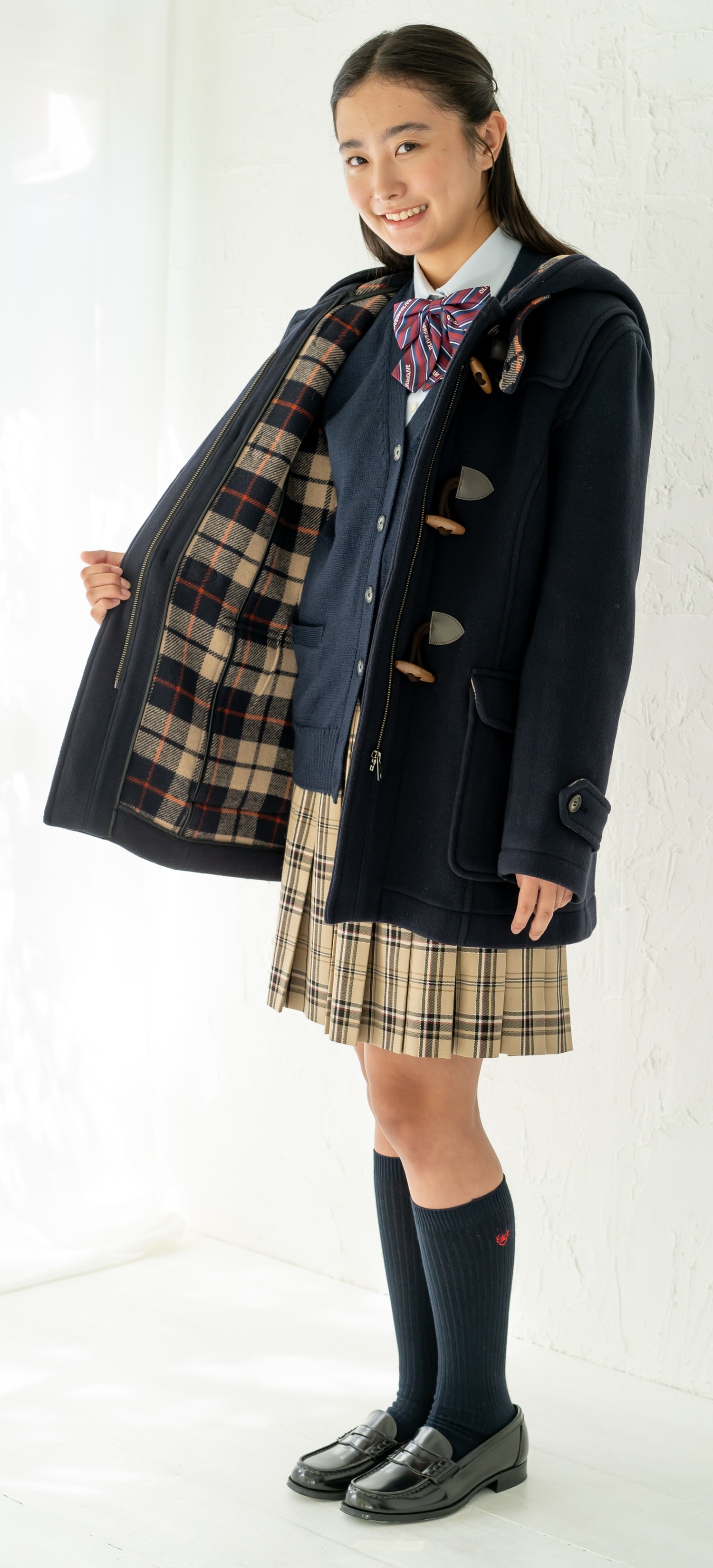 制服メーカーが作る高品質】女子スクールコート｜オリーブデオリーブ