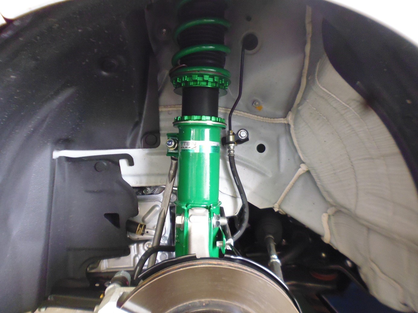 JF3型N-BOX TEIN FLEX Zでローダウン | 店舗おススメ情報 | タイヤ館