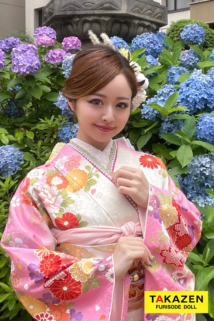 正統派古典 白/ピンク 華やか 可愛い 大人っぽい ピンクコーデ 古典柄