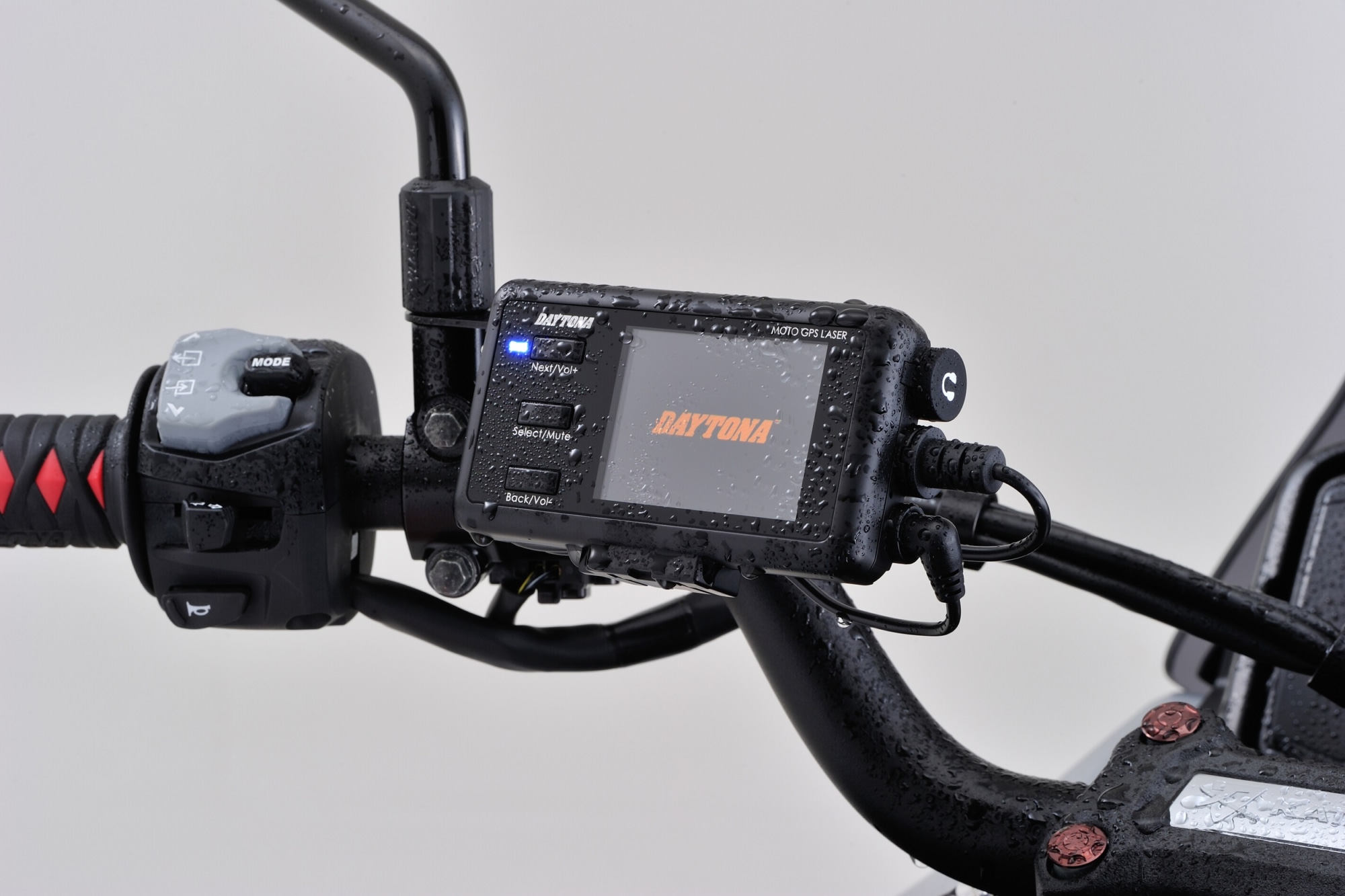 新型レーザー式オービスに対応“MOTO GPS LASER”がついにアンベール