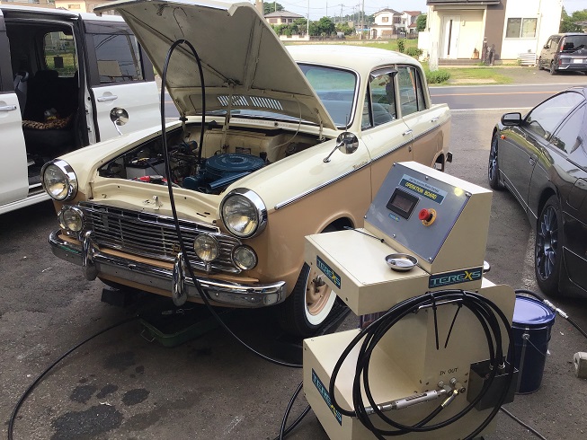 DATSUN ダットサン ブルーバード 整備 TEREXS エンジン内部洗浄 オイル