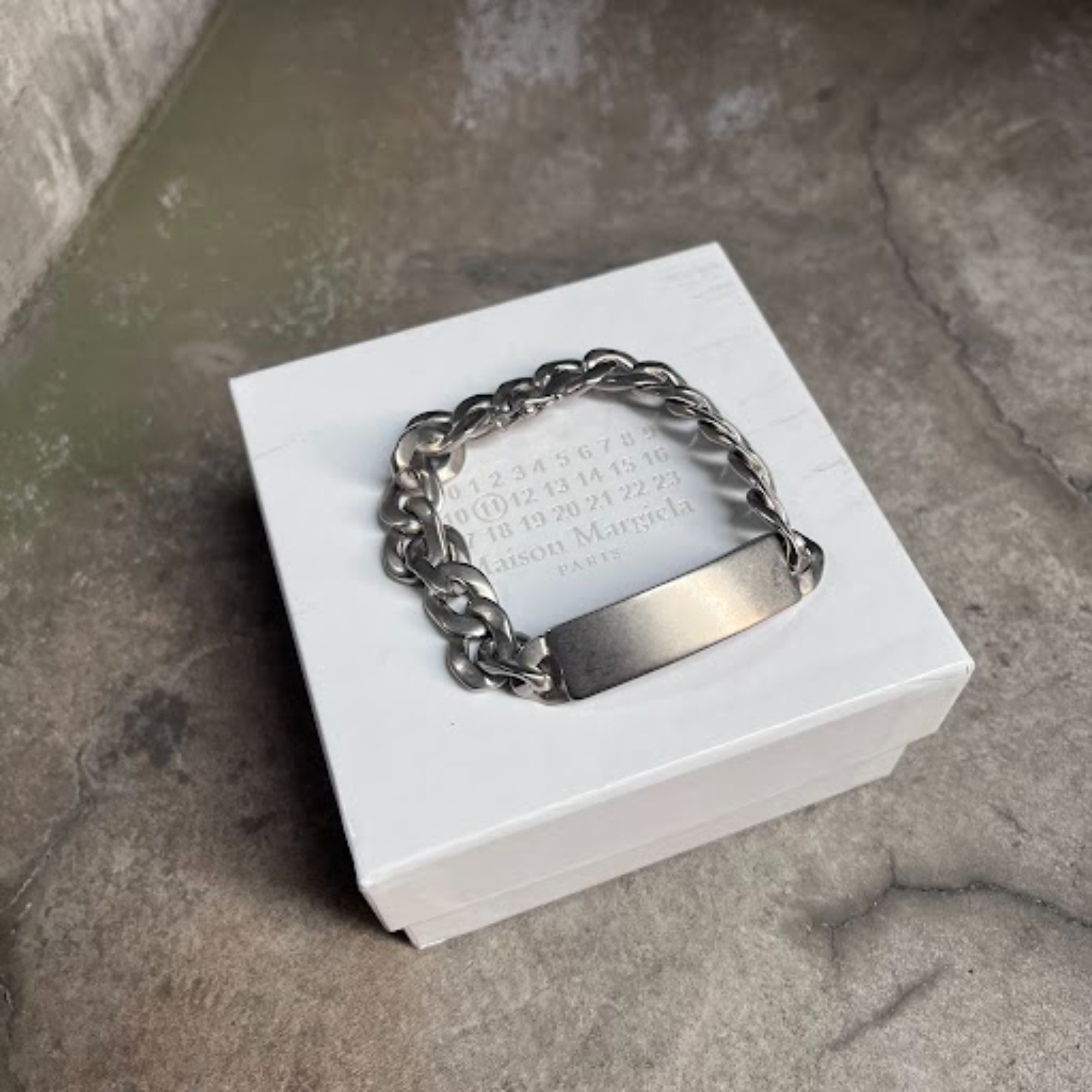 Maison Margiela/メゾンマルジェラ】より【ID プレート チェーン