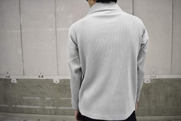 HOMME PLISSE ISSEY MIYAKE/ オムプリッセ イッセイ ミヤケ】より