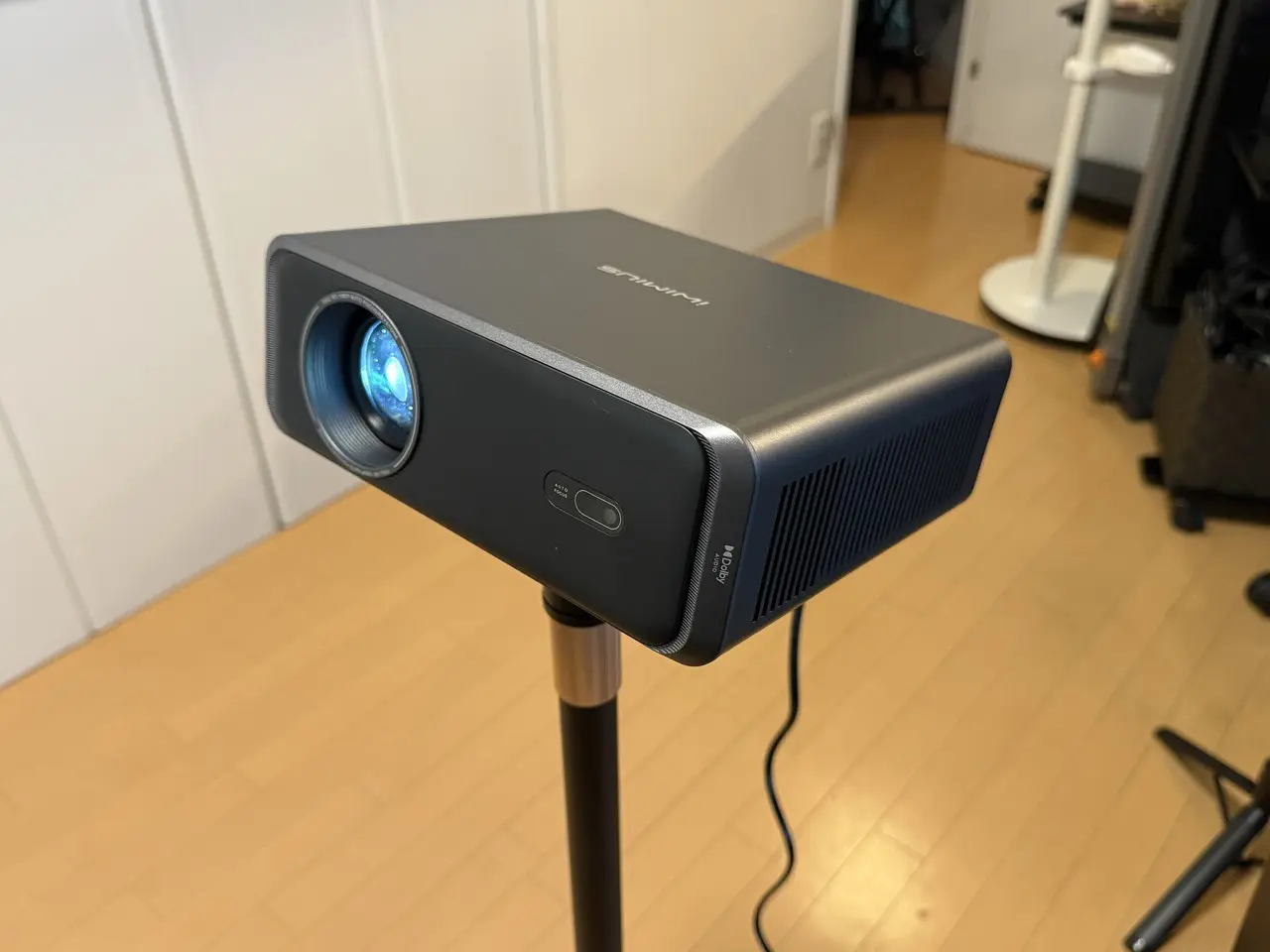 iWiMiUS P65 実機レビュー！Netflix公式対応＆1000ANSIのスマート