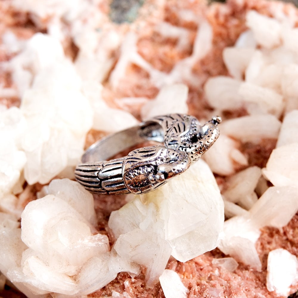 安心のフリーサイズ】大ぶりな孔雀 象 リング の通販 - TIRAKITA.COM