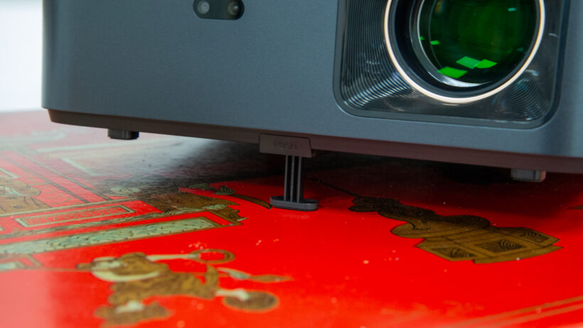 Yaber K2S Review: A great-value smart projector