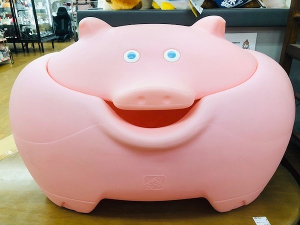 Little Tikes/リトルタイクス】可愛いブタのおもちゃ箱入荷致しました