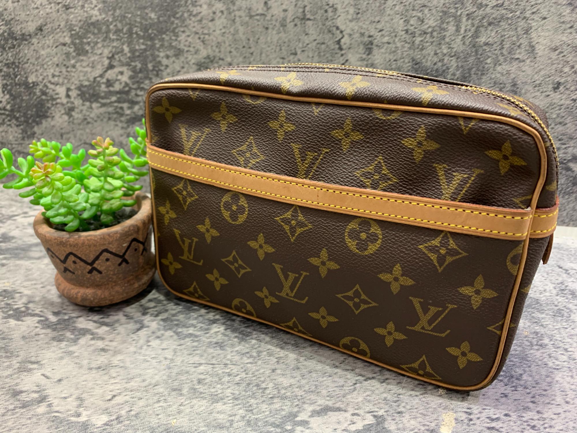 Louis Vuitton(ルイ・ヴィトン)クラッチバッグ コンピエーニュ23 買取