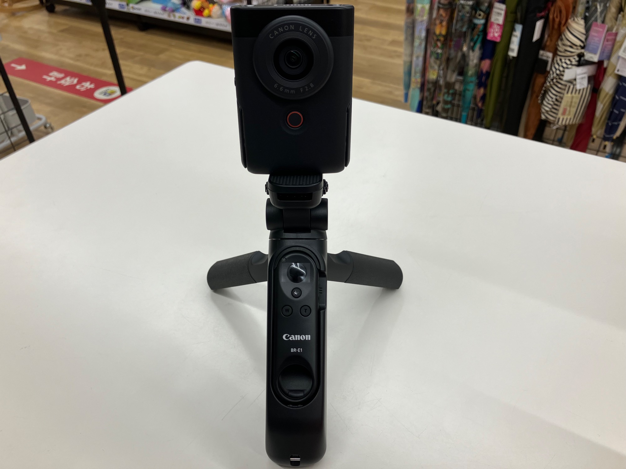 Canon(キャノン)PowerShot V10 トライポッドグリップキットが入荷