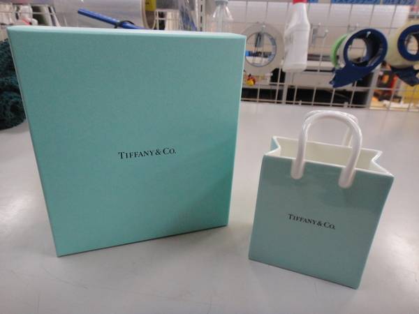 インテリア小物】TIFFANY(ティファニー)陶器の置物 入荷！｜2014年11月
