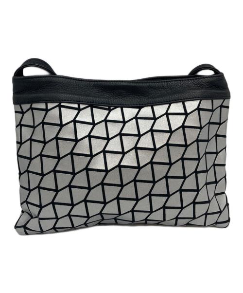 中古・古着通販】chi wata (チワタ) 幾何学模様ショルダーバッグ