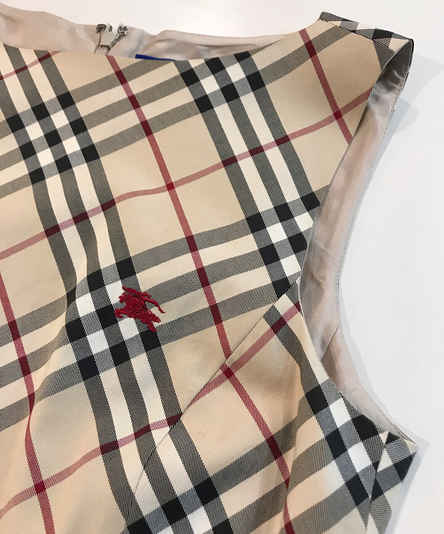 ミ*ン様 BURBERRY ノースリーブチェックワンピース 40 BURBERRY