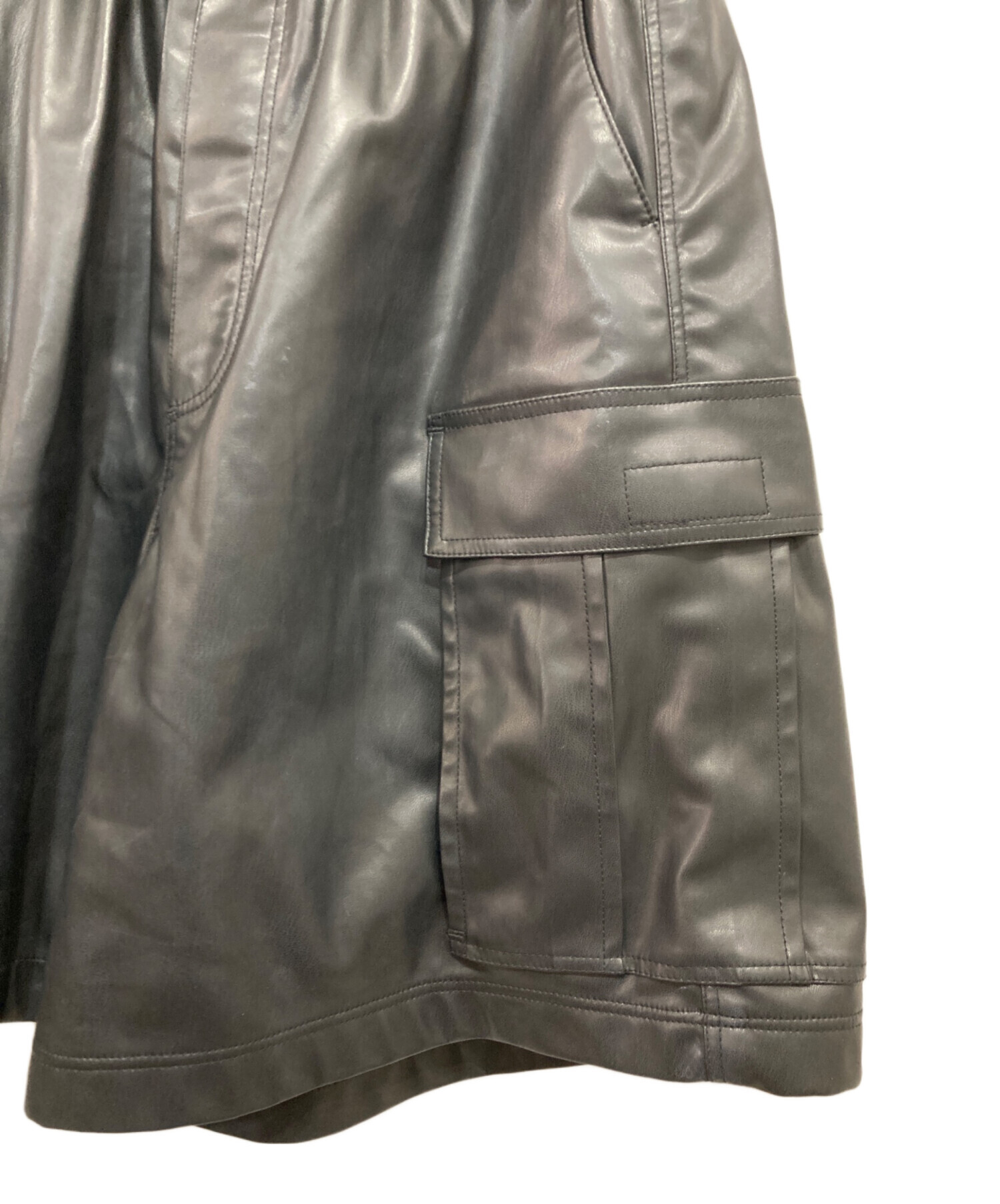 中古・古着通販】AMNJX GOAT SAVE (-) フェイクレザーハーフパンツ