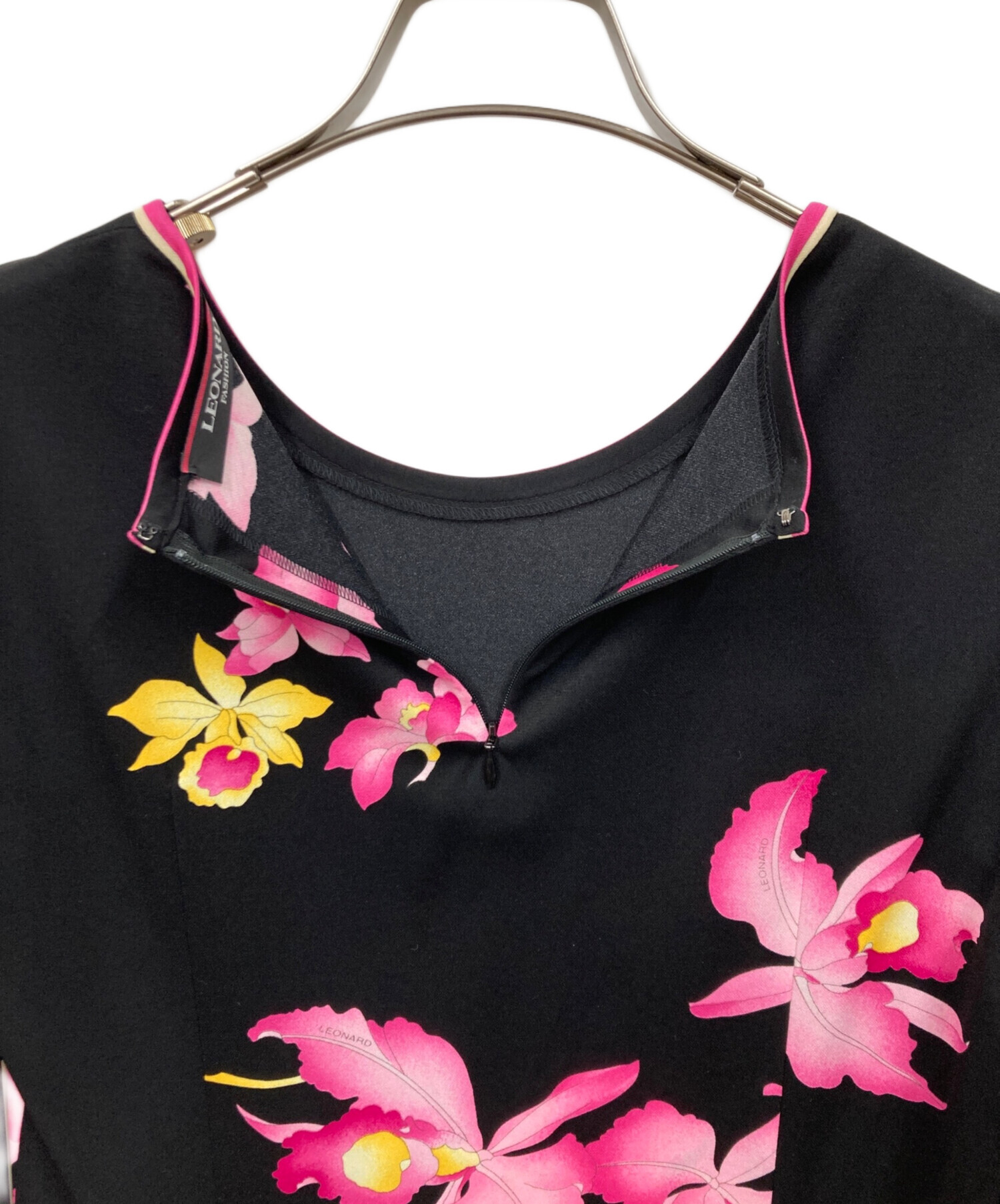 中古・古着通販】LEONARD (レオナール) 花柄カットソー ブラック