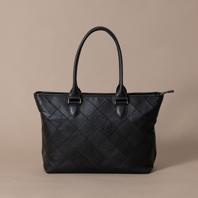 シックで上品なパネルレザートートバッグ ｜革・レザーバッグのTRION