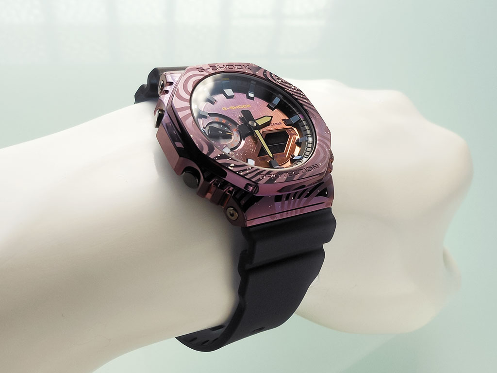 GM-2100MWG-1AJR／カシオ「G-ショック」2100 シリーズ限定モデル