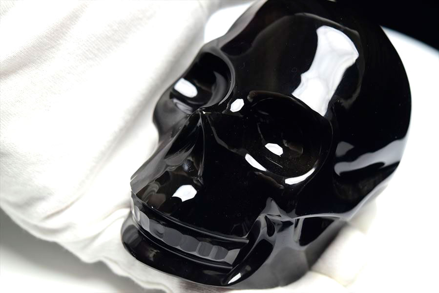 スカル】レインボーオブシディアン ドクロ・髑髏（骸骨）型 置物