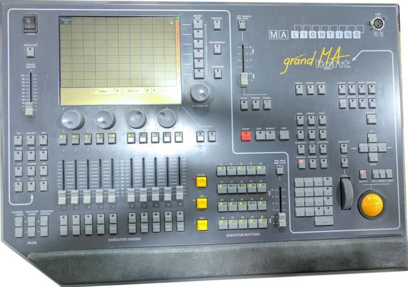 裏方屋ドットコム,MA Lighting grandMA light