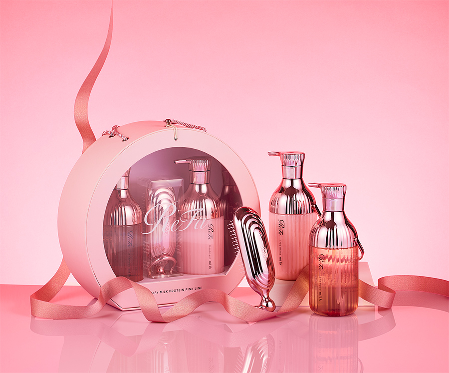 2025年最新】ReFaの人気ヘアケアが特別ギフトBOXに。 - URBAN PRESS