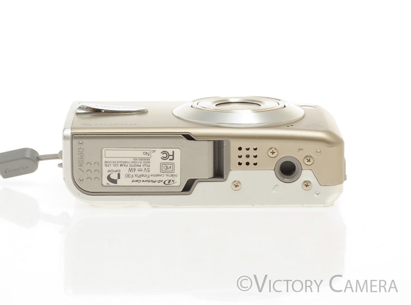 Fuji Fujifilm FinePix F30 6.3MP Gold Digital Point & Shoot [EXC]