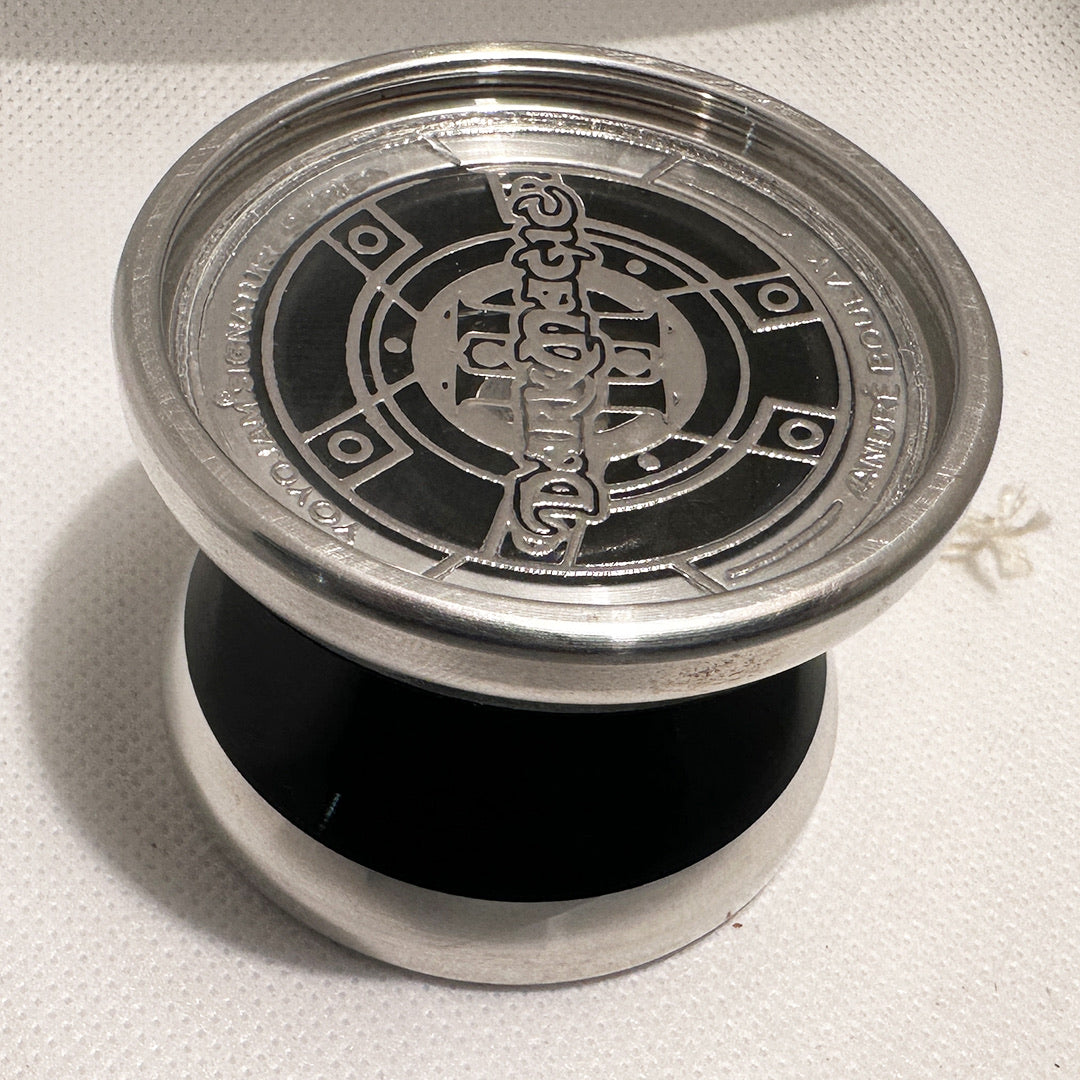 Vintage YoYoJam Dark Magic - Dark Black Excellent Condition – YoYoSam