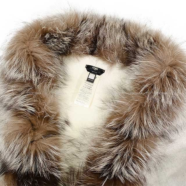 FENDI フェンディ ポンチョ フリンジ ケープコート ファー ストール
