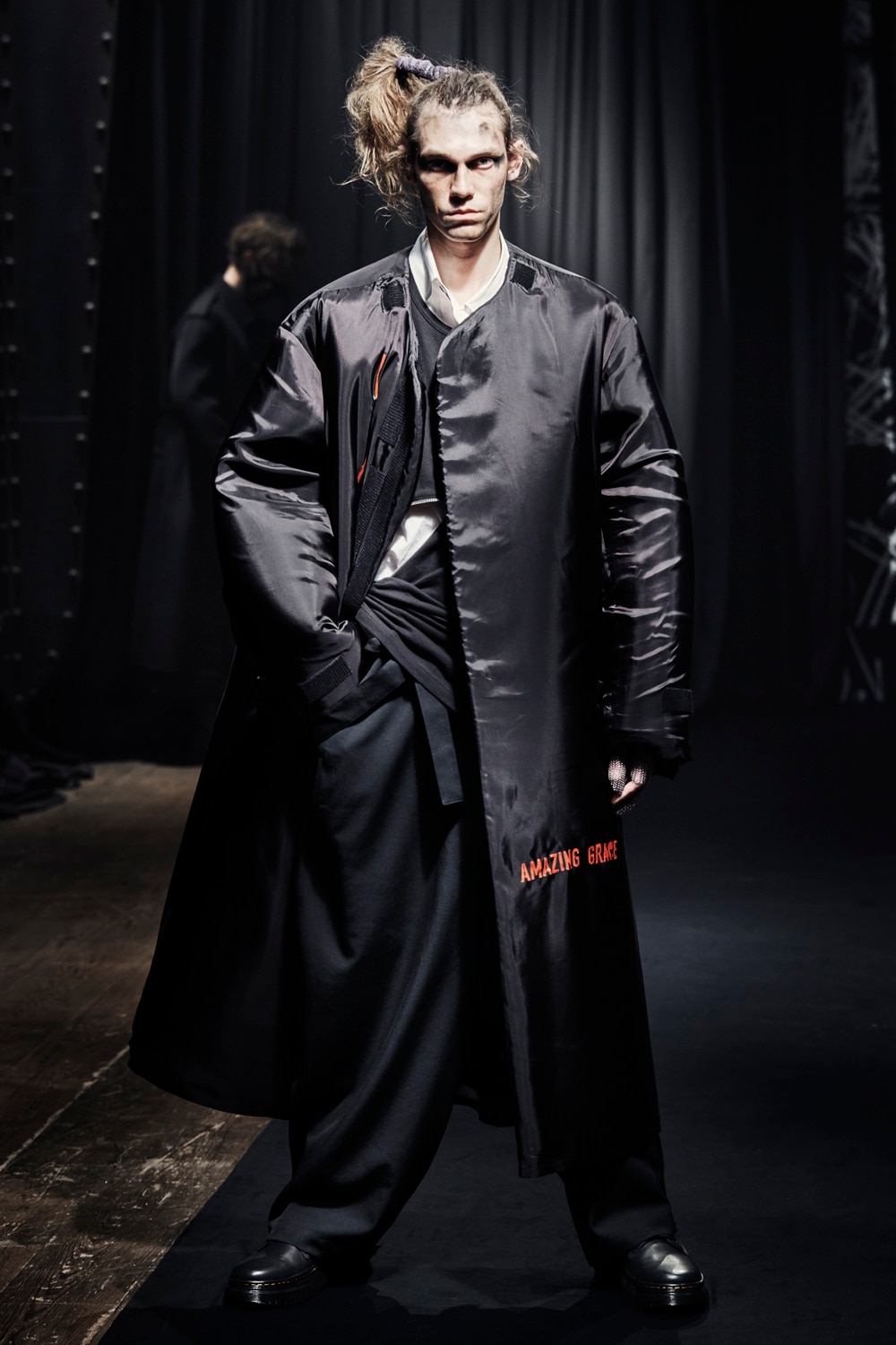 AUTUMN / WINTER 2021-22 | Yohji Yamamoto (ヨウジヤマモト) Official