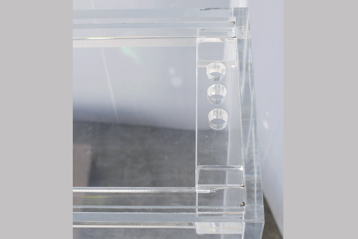 アクリル水槽 1400・2000 | 株式会社yasuda