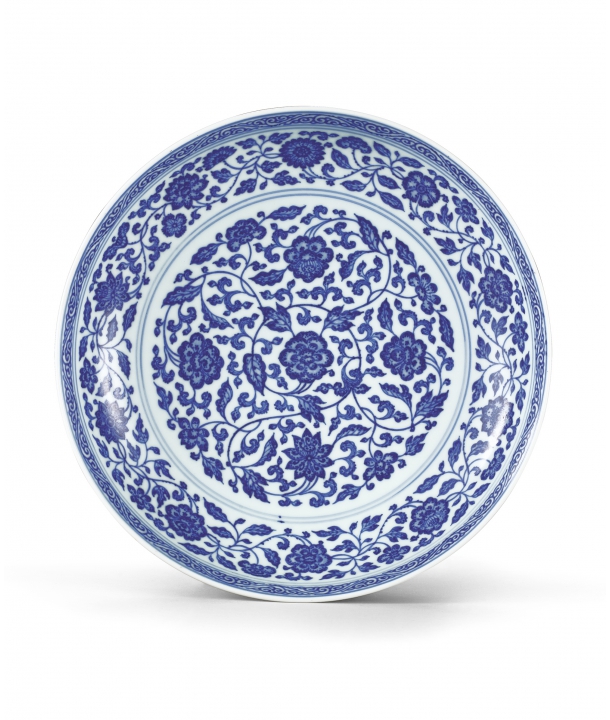 青花纏枝花卉紋盤-宇珍國際藝術| Yu Jen Taipei重要中國瓷雜工藝精品