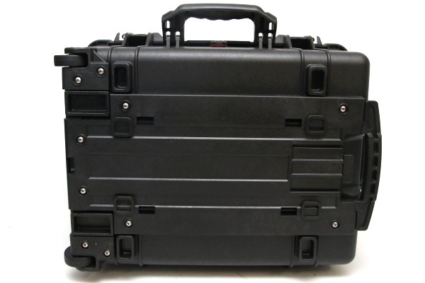 ペリカン1560徹底解説｜1510との違いと選び方 | ズームフィックス