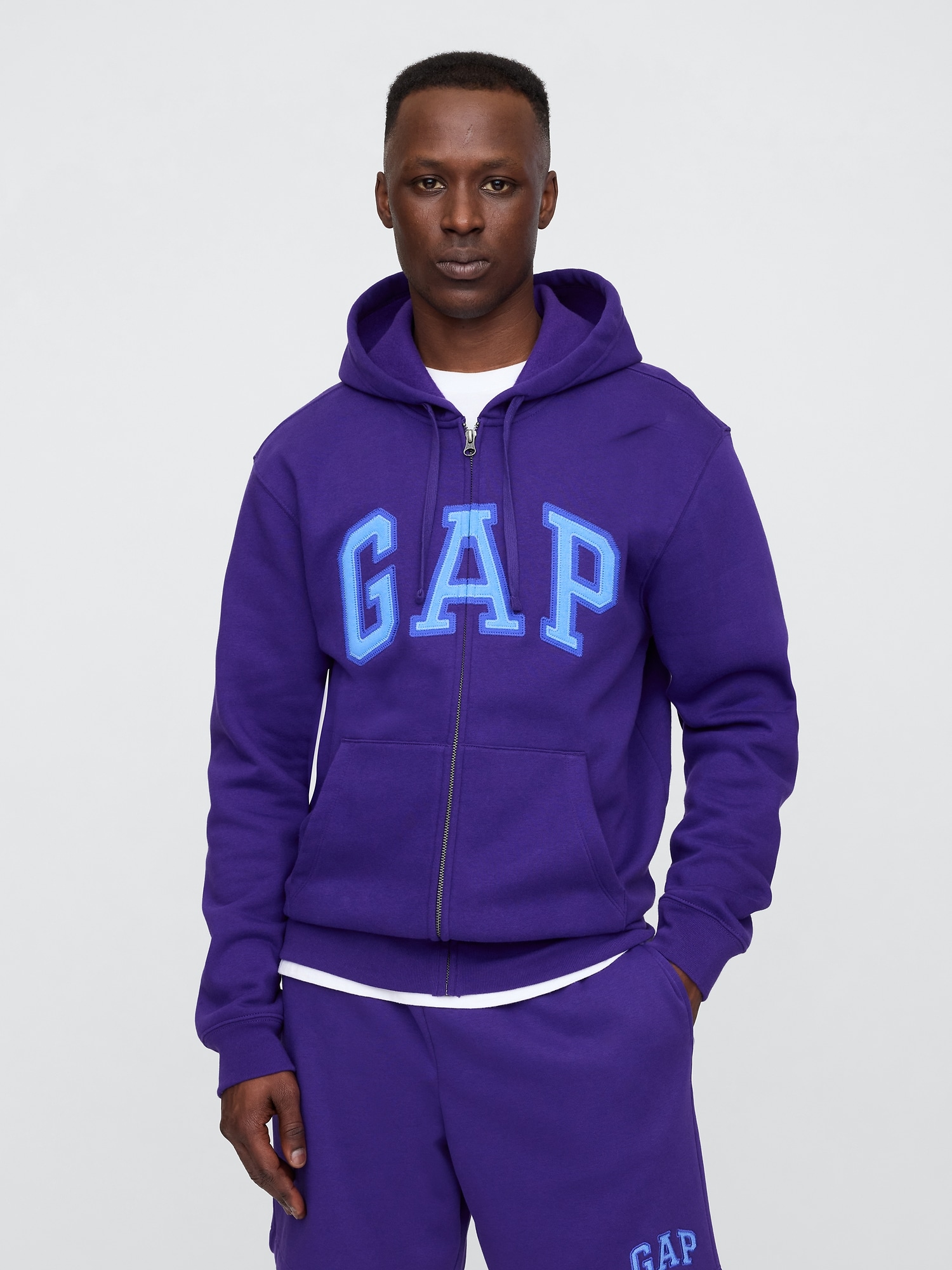 Gap公式オンラインストア | リラックス GAPロゴ ジップアップパーカー