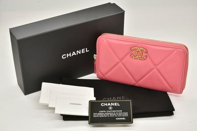 駅南やまご質店オンラインショップ / シャネル CHANEL 19 ロング