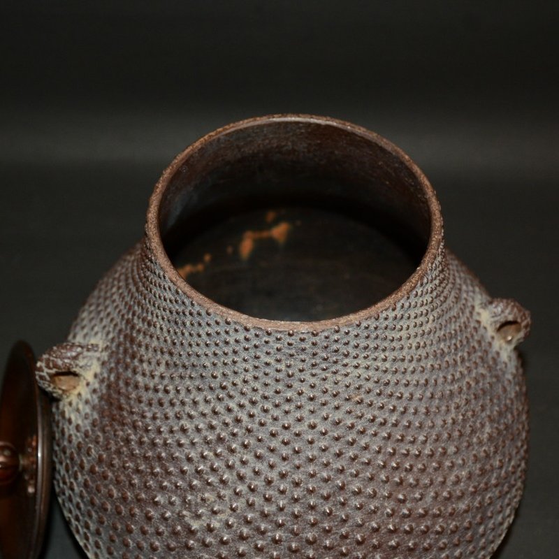 鶴首霰釜 山形県 二代 門脇喜平 77000円 ご注文は和食器と茶道具の美術