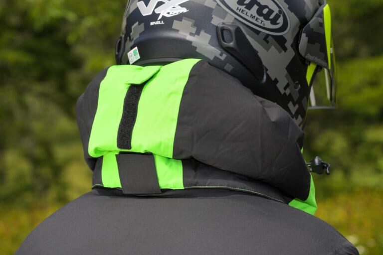 超速報】ワークマンのド定番アイテム「イージス防水防寒スーツ」がこの