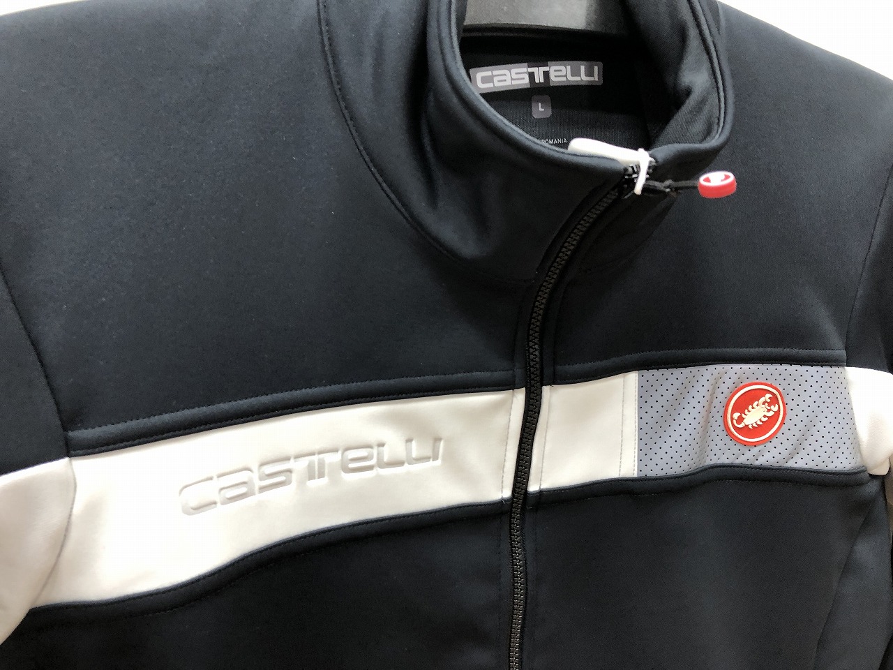 CASTELLI】カステリの洗練されたGORE-TEX使用の万能ジャケット入荷