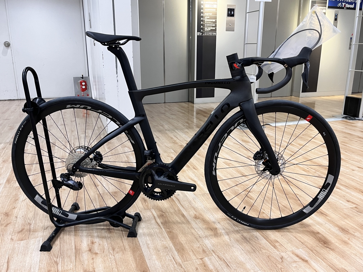 PINARELLO】戦闘力は他社ハイエンドに匹敵⁉漆黒の戦闘機PINARELLO F7