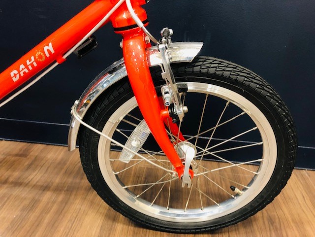 DAHON】クラシックスタイルなセミフォールディングバイクが特価で入荷