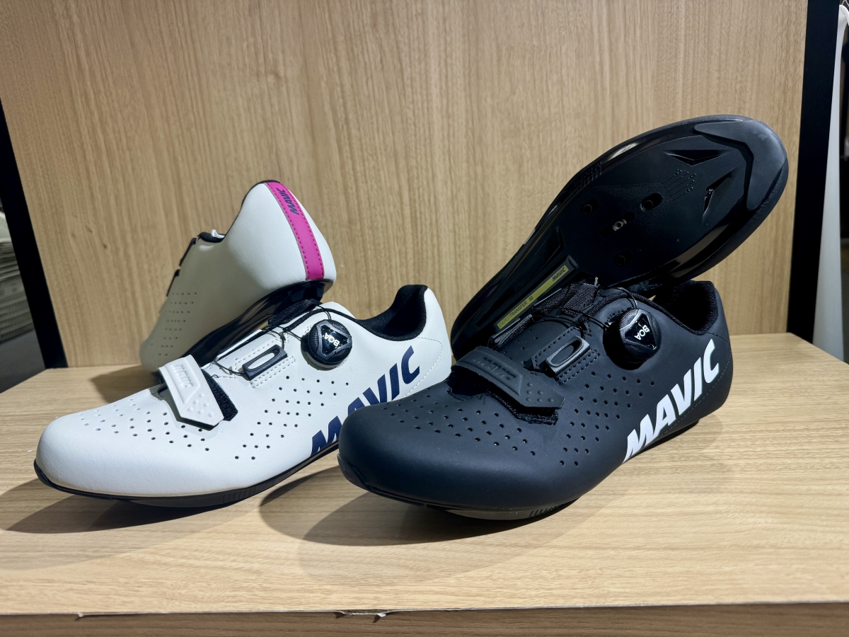 初心者にオススメ】幅広めで履きやすい！高性能ホイールでお馴染み