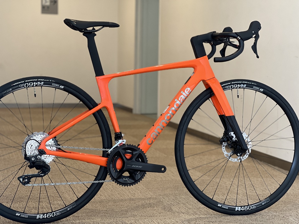 cannondale】他ブランドにはあまりない「オレンジカラー」のロード