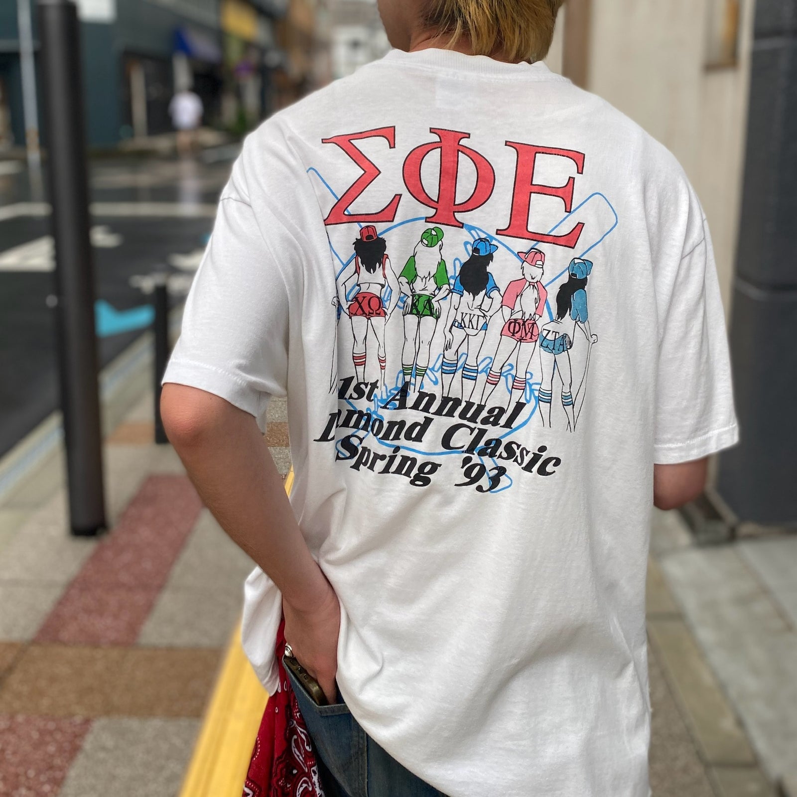 808BDB3B-D6ED-452B-9AE1-