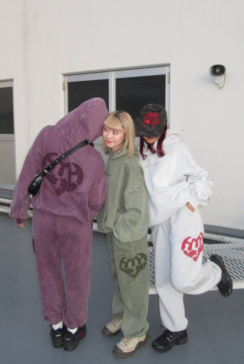 Vintage Like Heart Logo Sweat Pants – YZ