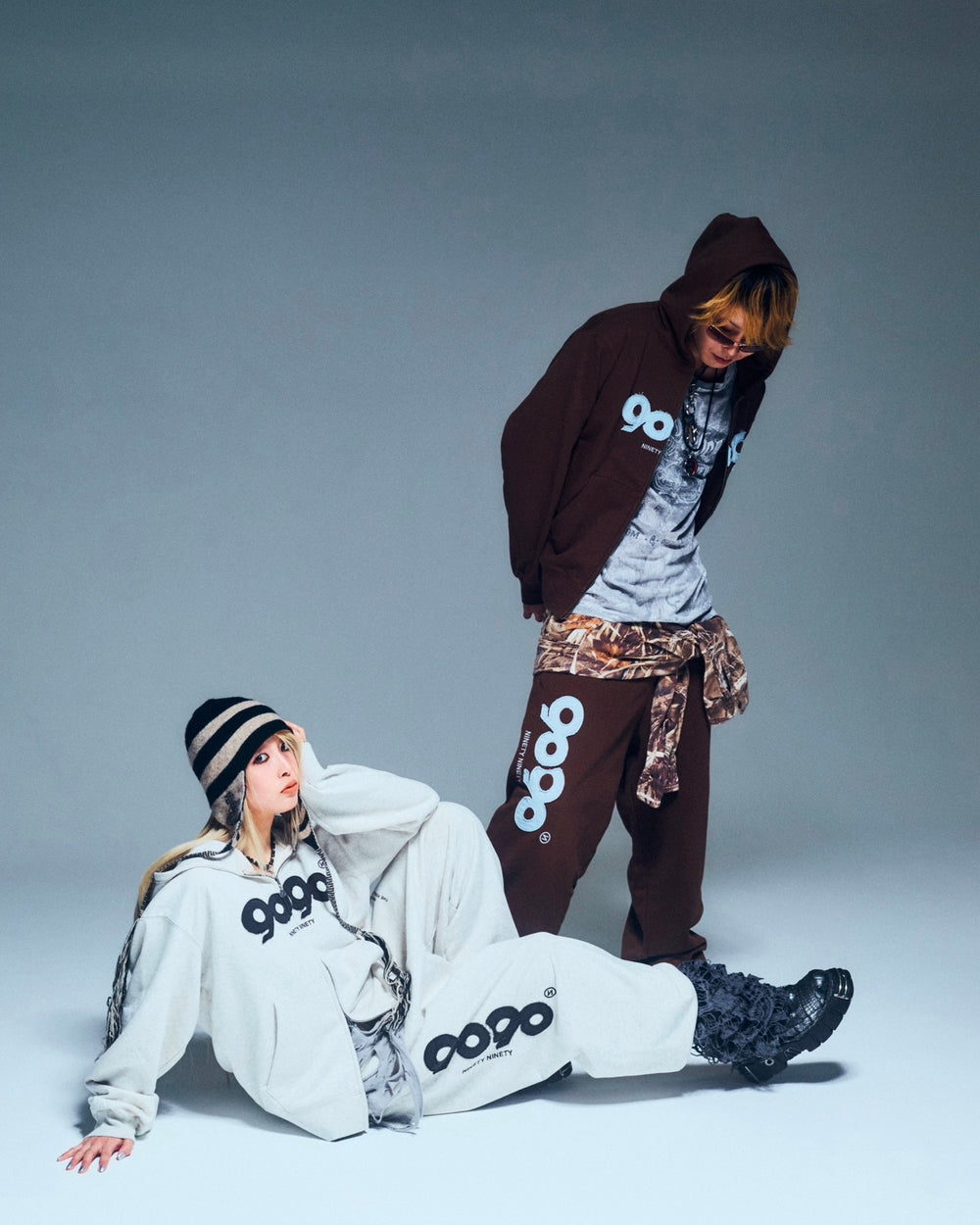 9090 OG Logo Zip Hoodie – YZ