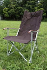 最後はこれに辿り着く？ ogawaハイバックチェア – 残念キャンプで